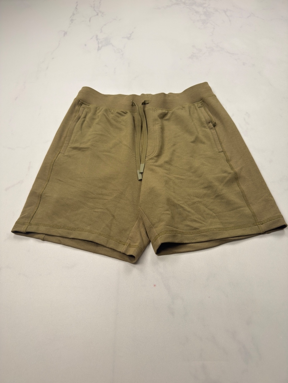 Old Navy Recharge Athletic Shorts Tan 2010s Minimalist - Mens M